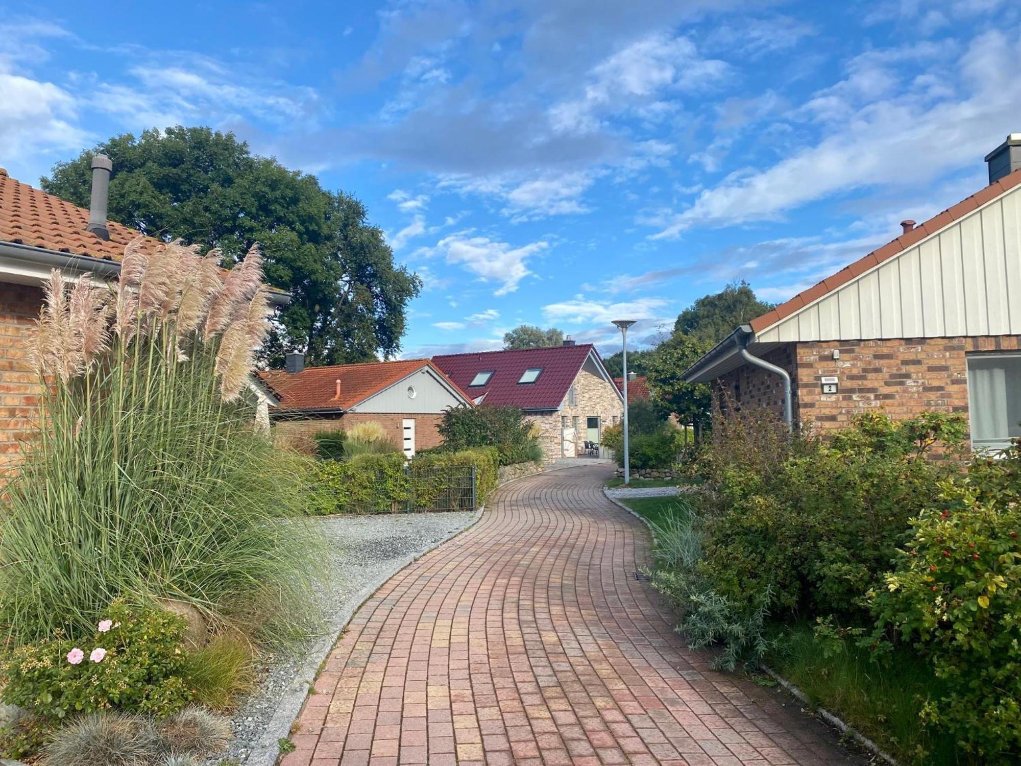Feriendorf Suedstrand Haus 49 Пелцерхакен Екстериор снимка
